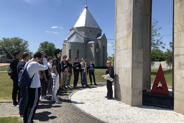 Посетили мемориал жертвам фашистской оккупации Крыма 1941-1944г.г. концлагерь «Красный»